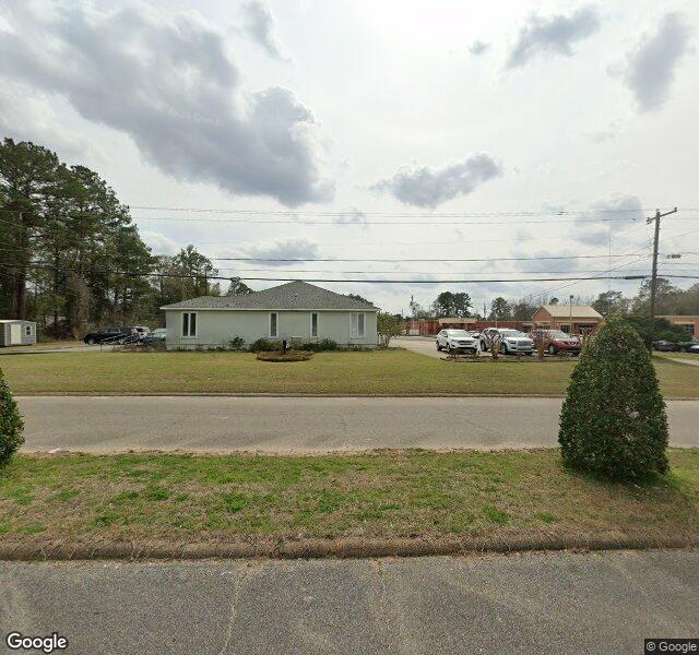 ELBA NURSING AND REHABILITATION CENTER, LLC nursing home in ELBA, AL - Photo 2 of 3