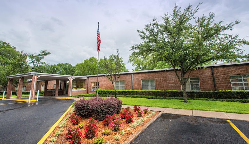 ASHLAND PLACE HEALTH AND REHABILITATION, LLC nursing home in MOBILE, AL - Photo 5 of 5