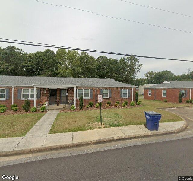 DIVERSICARE OF ARAB nursing home in ARAB, AL - Photo 2 of 3