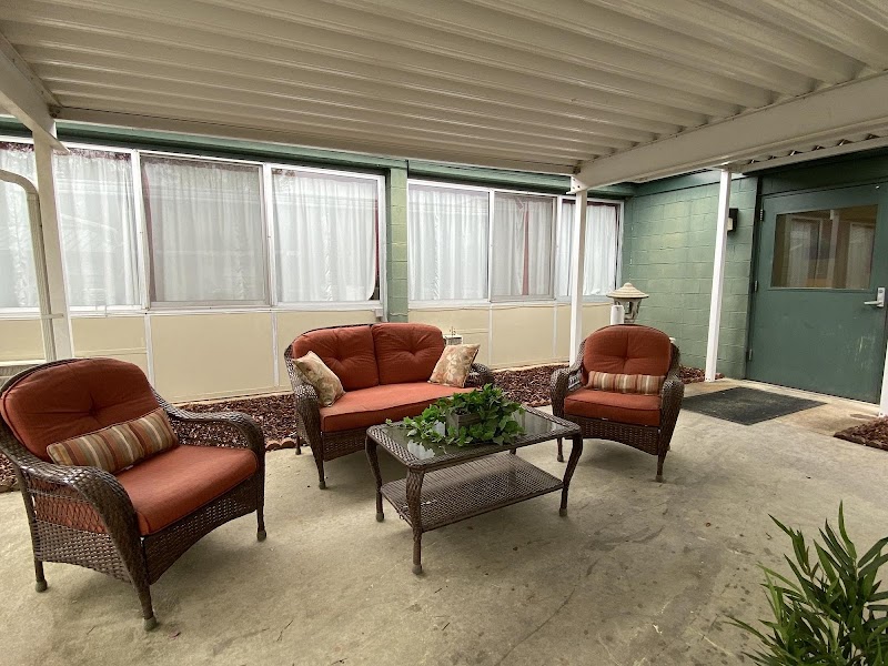 CROWNE HEALTH CARE OF GREENVILLE nursing home in GREENVILLE, AL - Photo 3 of 10