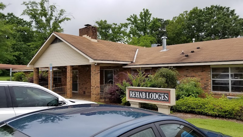 SELF SKILLED NURSING & REHAB nursing home in HUEYTOWN, AL - Photo 3 of 5