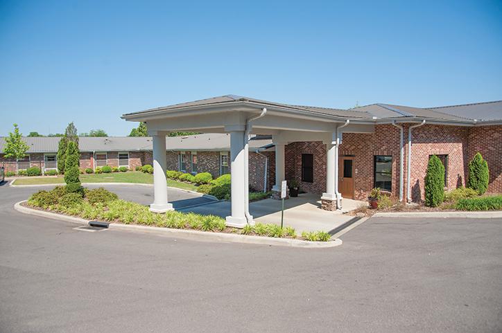 JACKSONVILLE HEALTH AND REHABILITATION, LLC nursing home in JACKSONVILLE, AL - Photo 3 of 5