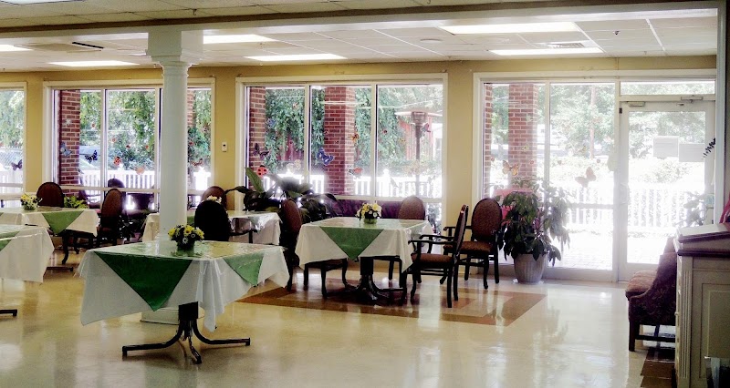 CROWNE HEALTH CARE OF MONTGOMERY nursing home in MONTGOMERY, AL - Photo 3 of 5