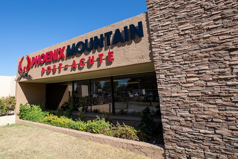 PHOENIX MOUNTAIN POST ACUTE nursing home in PHOENIX, AZ - Photo 2 of 5