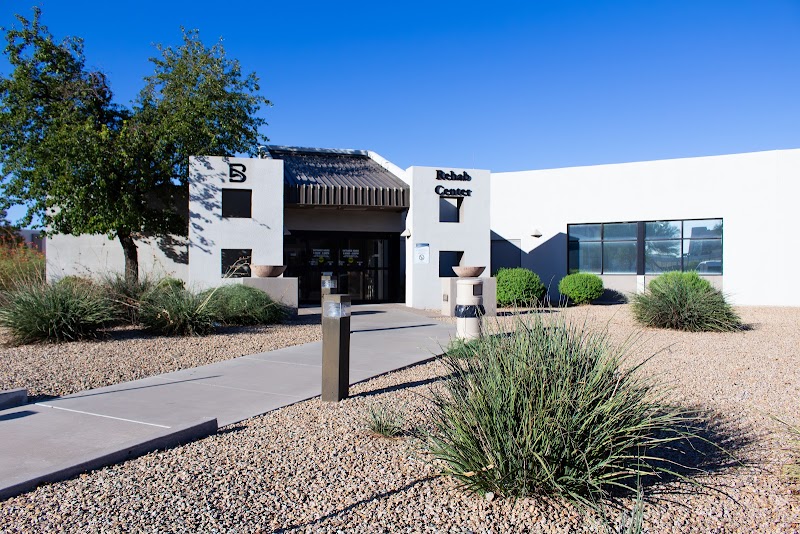 BOSWELL TRANSITIONAL CARE OF CASCADIA nursing home in SUN CITY, AZ - Photo 4 of 10