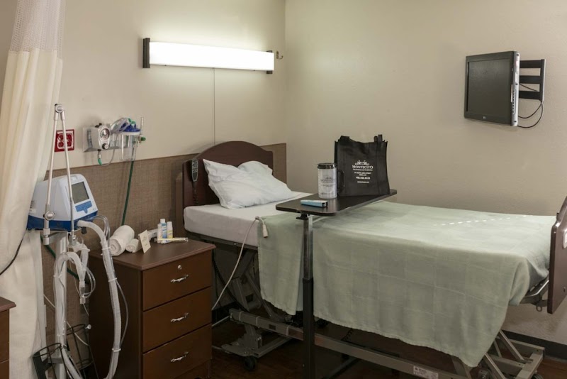 MONTECITO POST ACUTE CARE AND REHABILITATION nursing home in MESA, AZ - Photo 4 of 10