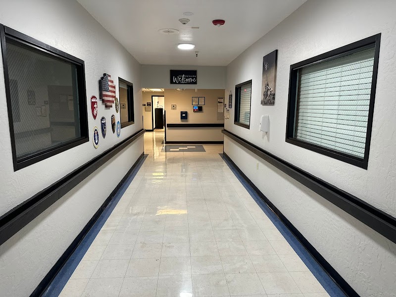 DESERT PEAK CARE CENTER nursing home in PHOENIX, AZ - Photo 2 of 5