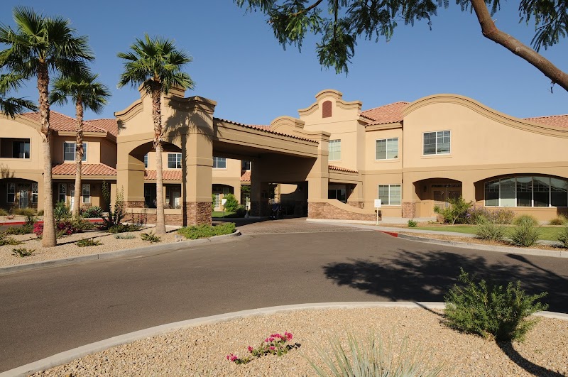 SUN HEALTH LA LOMA CARE CENTER nursing home in LITCHFIELD PARK, AZ - Photo 2 of 5