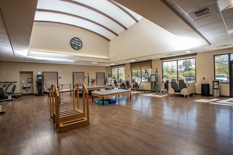 SANDSTONE ESTATES REHAB CENTRE nursing home in TUCSON, AZ - Photo 2 of 5