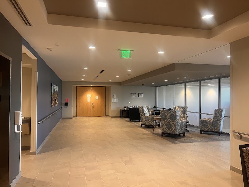 THE CENTER AT TUCSON nursing home in TUCSON, AZ - Photo 2 of 10