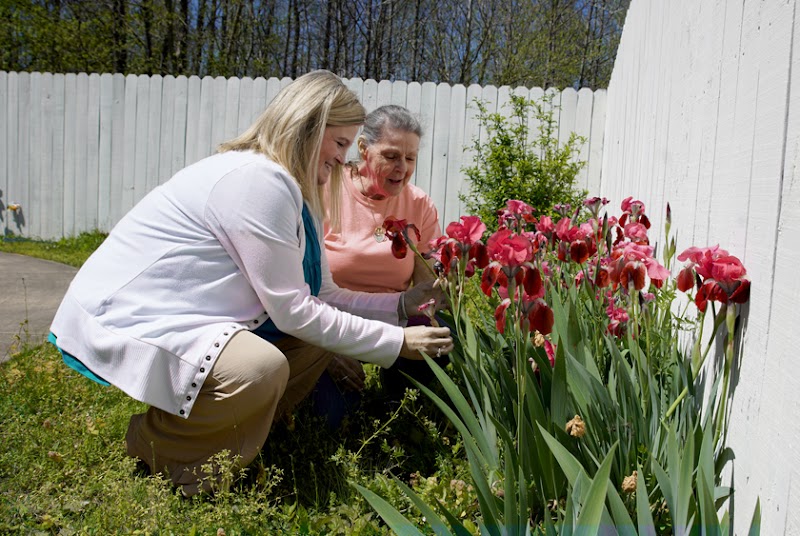 The Blossoms at the Village Rehab & Nursing Center nursing home in HOT SPRINGS, AR - Photo 4 of 5