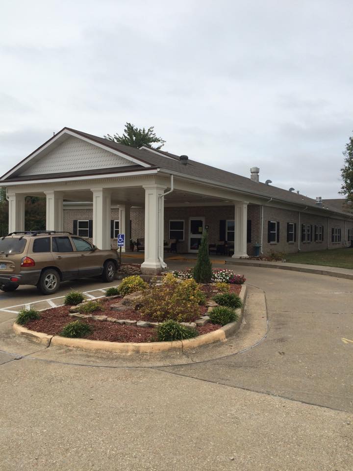 THE BLOSSOMS AT BERRYVILLE REHAB &  NURSING CENTER nursing home in BERRYVILLE, AR - Photo 2 of 5