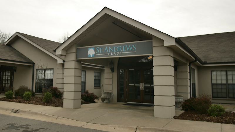THE BLOSSOMS AT CONWAY REHAB & NURSING CENTER nursing home in CONWAY, AR - Photo 2 of 5