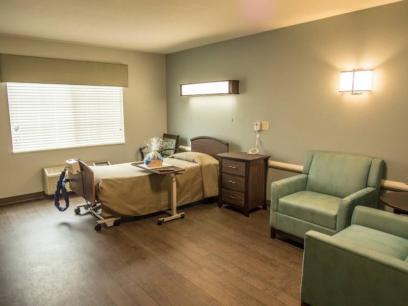 THE BLOSSOMS AT CONWAY REHAB & NURSING CENTER nursing home in CONWAY, AR - Photo 3 of 5