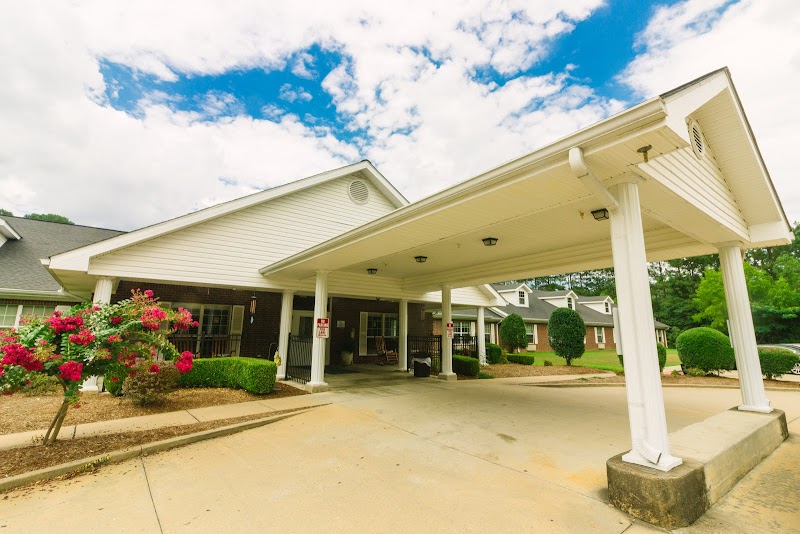 ALCOA PINES HEALTH AND REHABILITATION nursing home in BENTON, AR - Photo 5 of 5