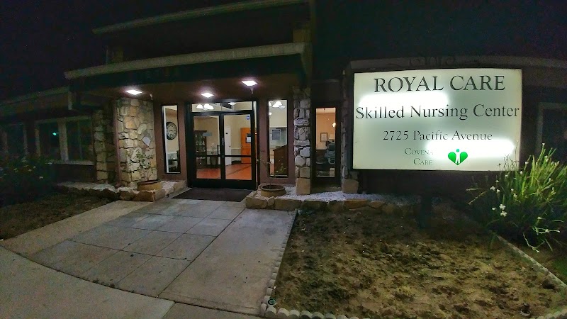 ROYAL CARE SKILLED NURSING CTR nursing home in LONG BEACH, CA - Photo 2 of 5
