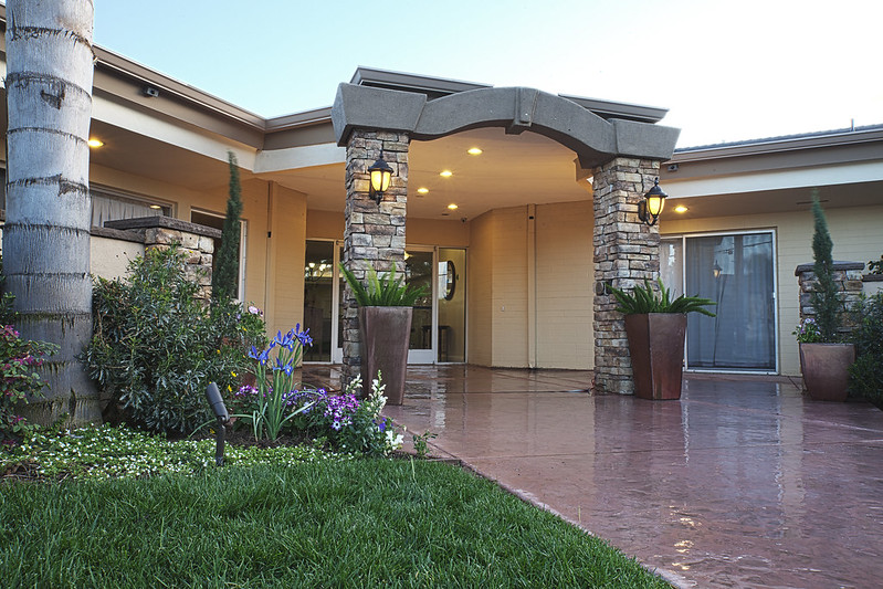 COTTONWOOD CANYON HEALTHCARE CENTER nursing home in EL CAJON, CA - Photo 5 of 5