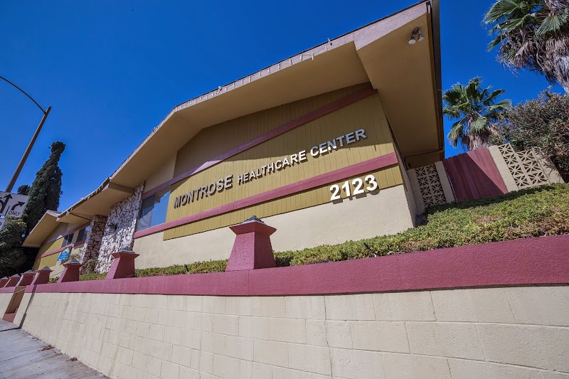 MONTROSE HEALTHCARE CENTER nursing home in MONTROSE, CA - Photo 3 of 8