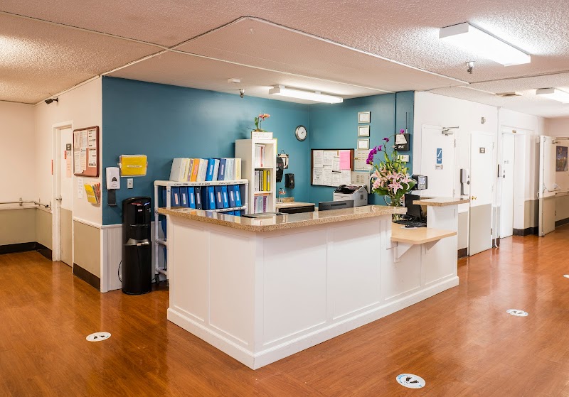 NORTH VALLEY NURSING CENTER nursing home in TUJUNGA, CA - Photo 4 of 5