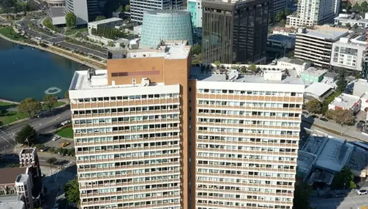 ST PAUL'S TOWERS nursing home in OAKLAND, CA - Photo 4 of 10