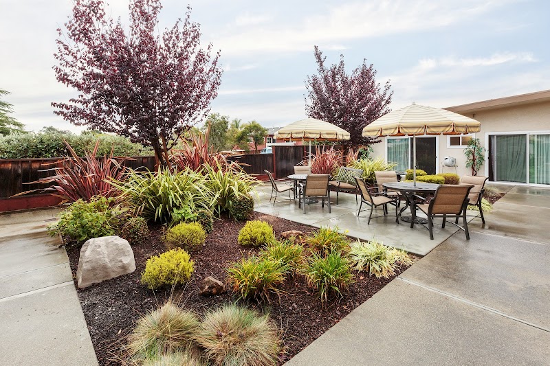 EAST BAY POST-ACUTE nursing home in CASTRO VALLEY, CA - Photo 3 of 5