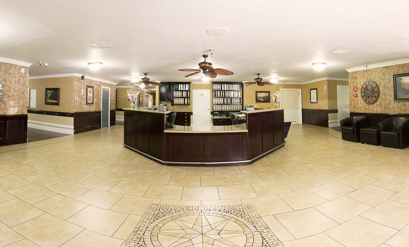 LA PALOMA HEALTHCARE CENTER nursing home in OCEANSIDE, CA - Photo 4 of 10