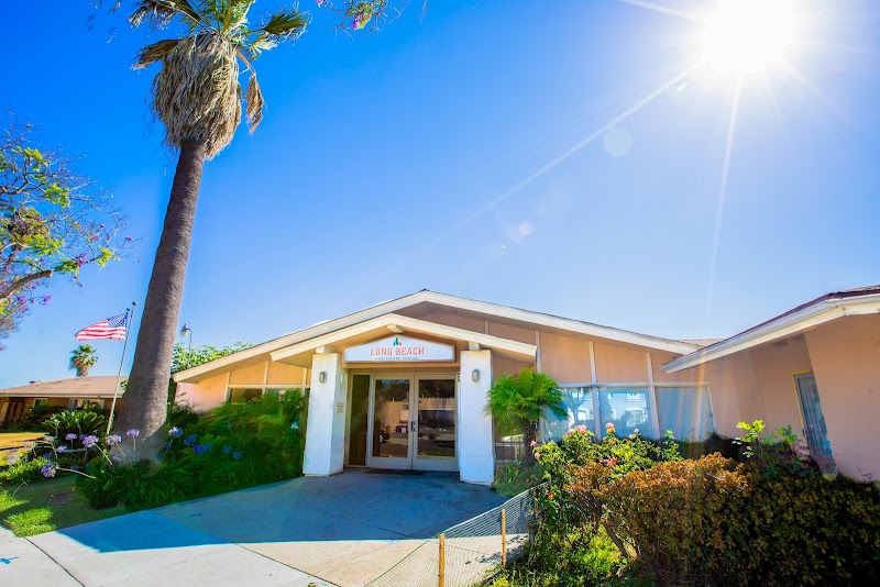 LONG BEACH HEALTHCARE CENTER nursing home in LONG BEACH, CA - Photo 3 of 5