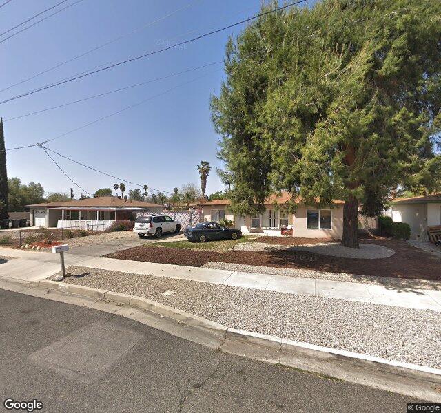 MEADOWBROOK POST ACUTE nursing home in HEMET, CA - Photo 2 of 5
