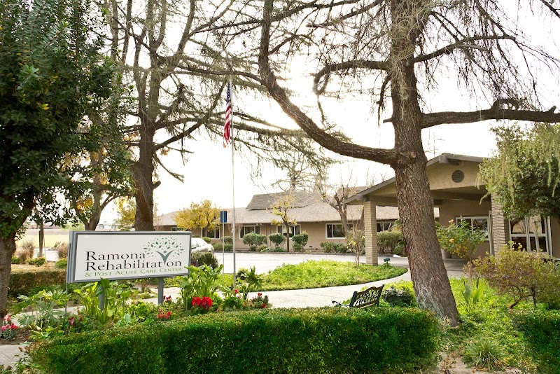 MEADOWBROOK POST ACUTE nursing home in HEMET, CA - Photo 5 of 5