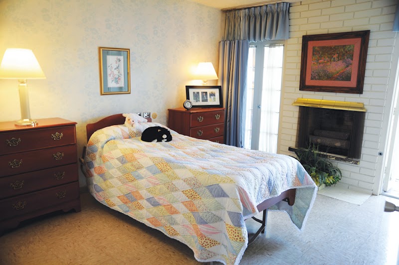 THE CALIFORNIAN PASADENA HEALTHCARE nursing home in PASADENA, CA - Photo 5 of 5