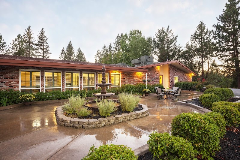 THE PINES AT PLACERVILLE HEALTHCARE CENTER nursing home in PLACERVILLE, CA - Photo 3 of 5