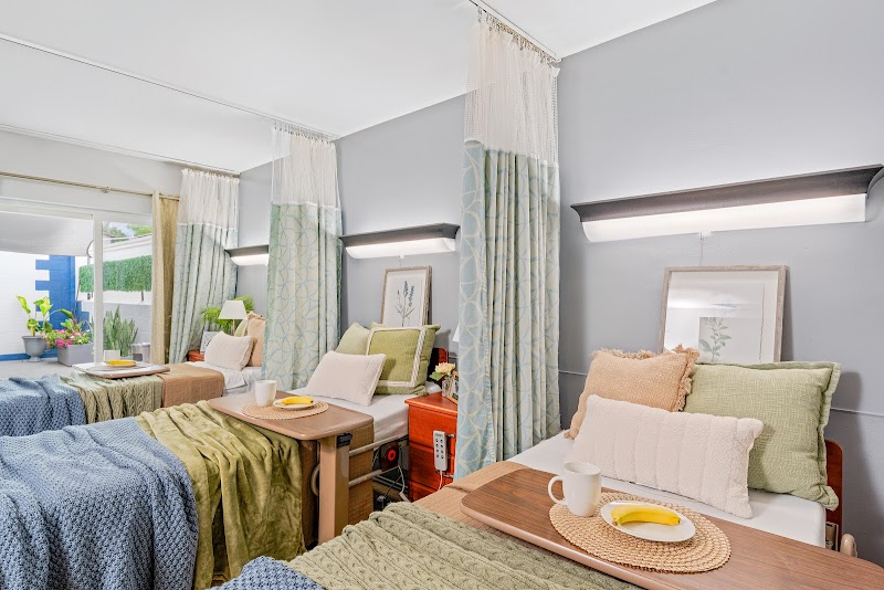 YORK HEALTHCARE & WELLNESS CENTRE nursing home in LOS ANGELES, CA - Photo 3 of 5