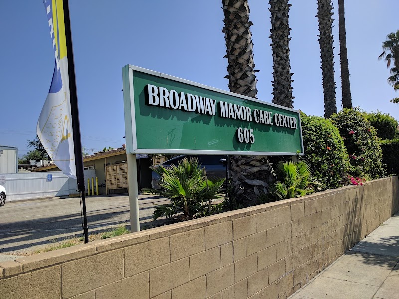 BROADWAY MANOR CARE CENTER nursing home in GLENDALE, CA - Photo 2 of 5