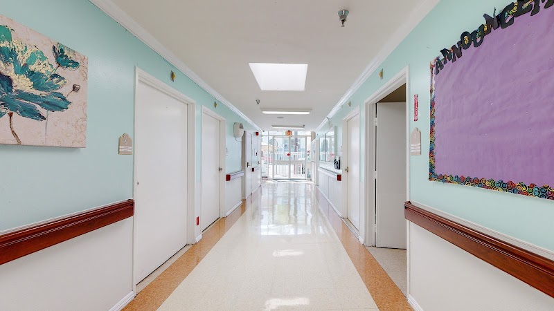 ANGELS NURSING HEALTH CENTER nursing home in LOS ANGELES, CA - Photo 4 of 10