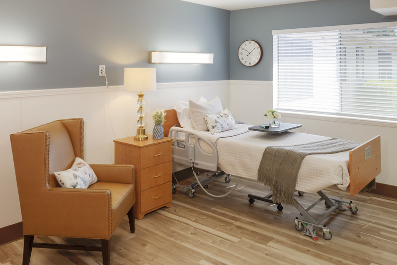 ROSEVILLE CARE CENTER nursing home in ROSEVILLE, CA - Photo 3 of 5