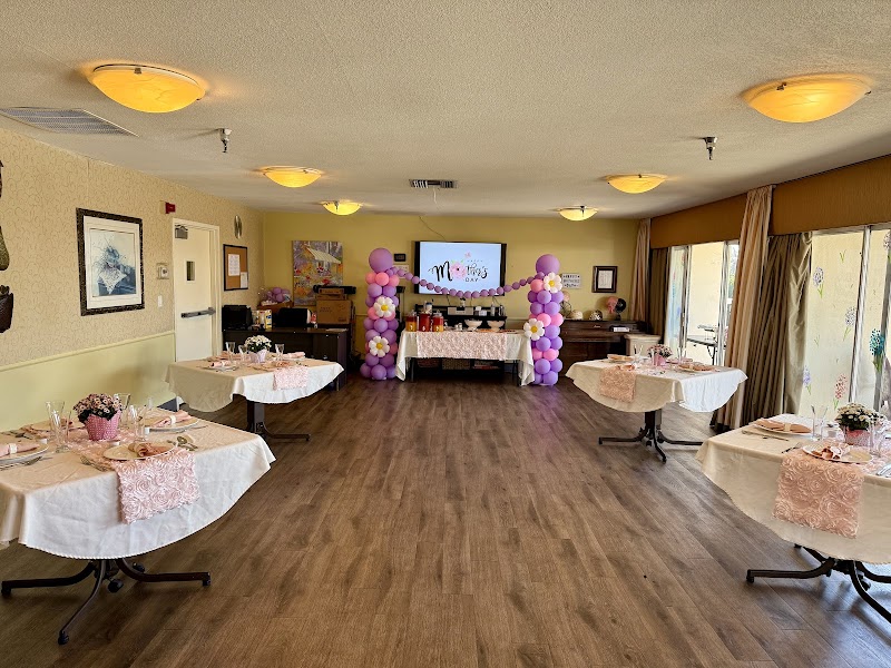 RINALDI CONVALESCENT HOSPITAL nursing home in GRANADA HILLS, CA - Photo 3 of 5