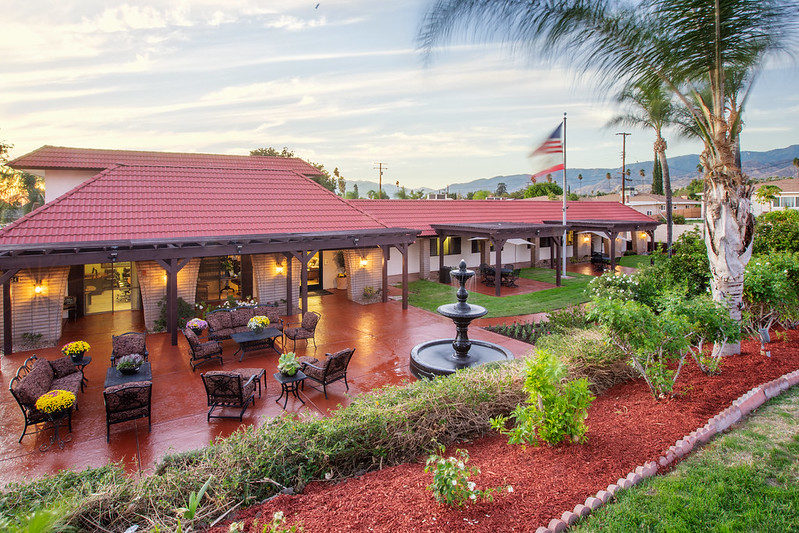 HIGHLAND PALMS HEALTHCARE CENTER nursing home in HIGHLAND, CA - Photo 3 of 10
