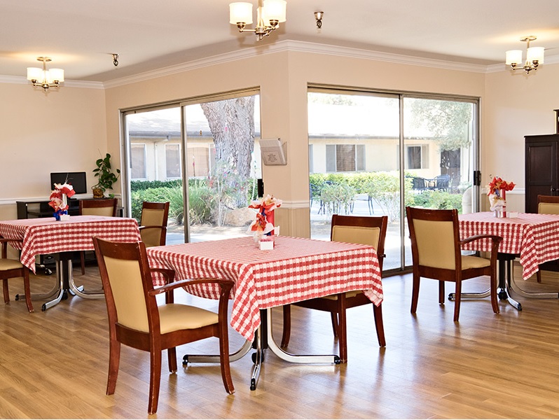 MIRAGE POST ACUTE nursing home in LANCASTER, CA - Photo 5 of 5