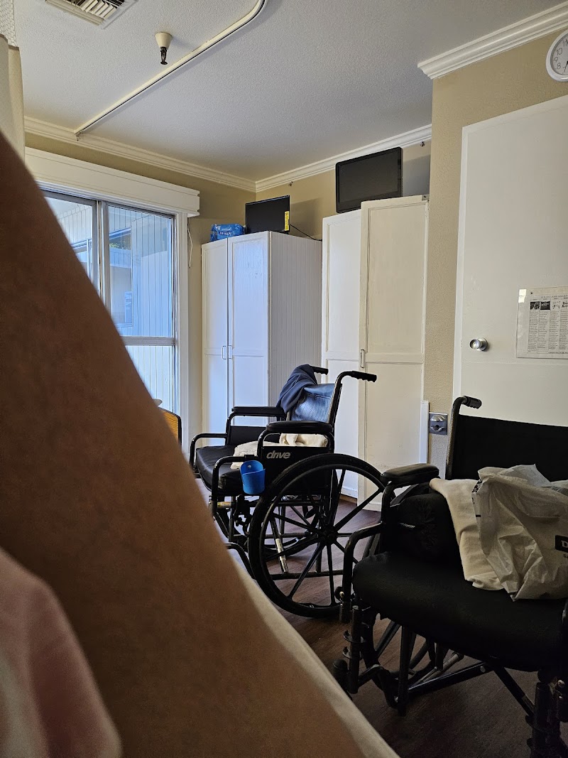 ALMADEN HEALTH AND REHABILITATION  CENTER nursing home in SAN JOSE, CA - Photo 4 of 5