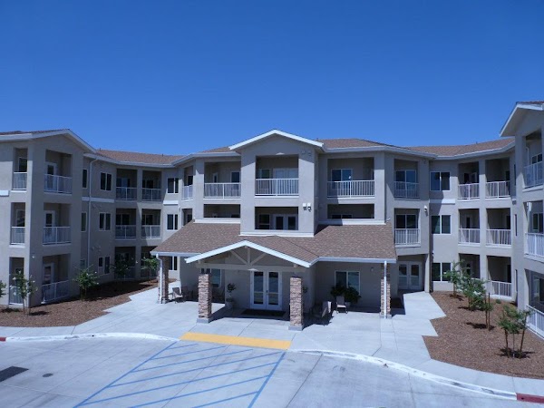 SIERRA VIEW HOMES nursing home in REEDLEY, CA - Photo 1 of 6