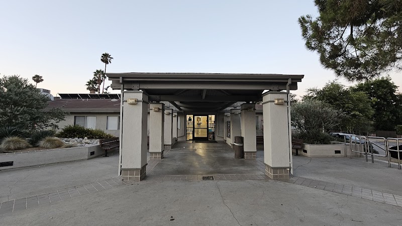 CAMELLIA GARDENS CARE CENTER nursing home in PASADENA, CA - Photo 2 of 5