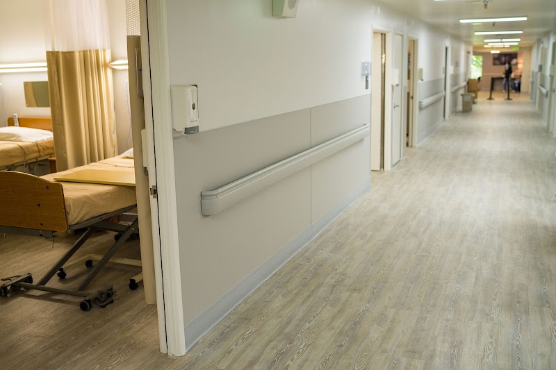 OLYMPIA CONVALESCENT HOSPITAL nursing home in LOS ANGELES, CA - Photo 2 of 5