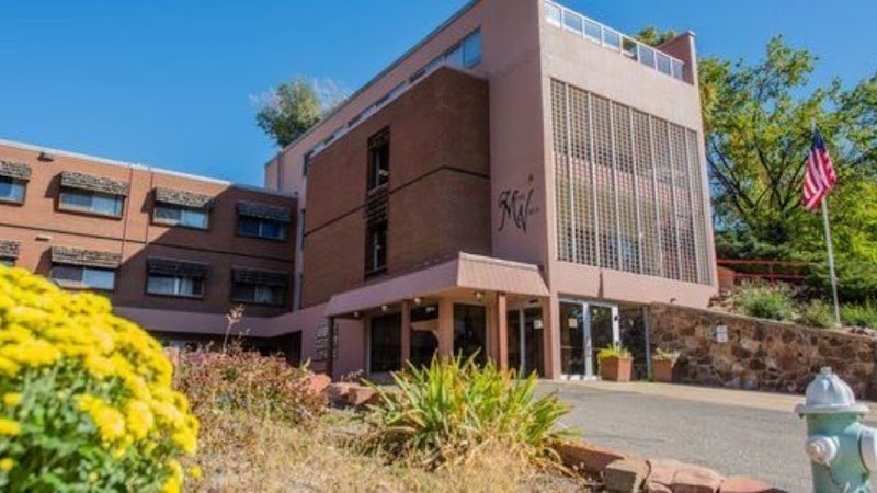 BOULDER POST ACUTE nursing home in BOULDER, CO - Photo 2 of 5