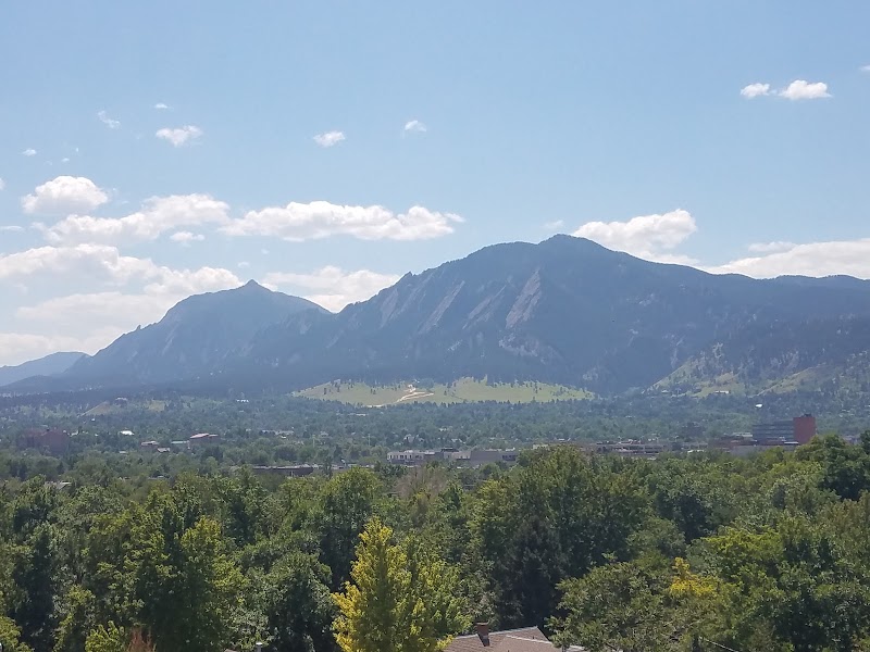 BOULDER POST ACUTE nursing home in BOULDER, CO - Photo 4 of 5