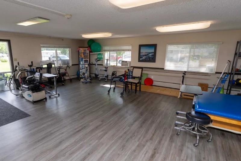 RIVERBEND HEALTH AND REHABILITATION CENTER nursing home in LOVELAND, CO - Photo 3 of 10