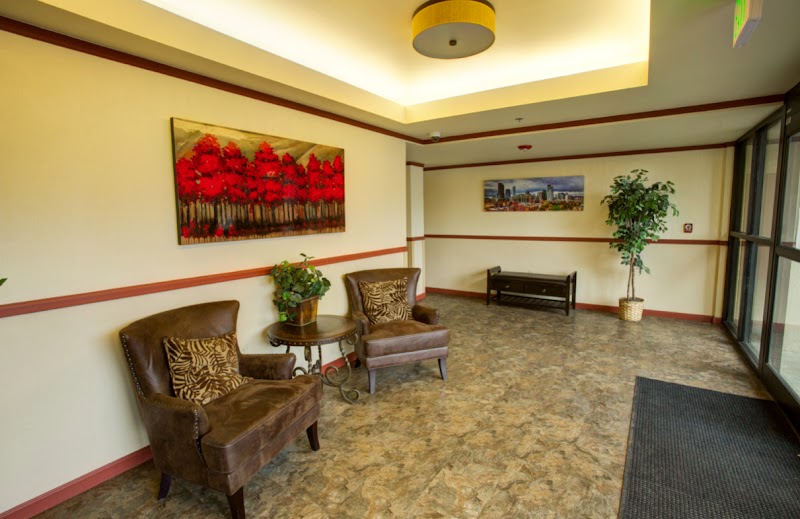 HEALTH CENTER AT FRANKLIN PARK nursing home in DENVER, CO - Photo 5 of 10