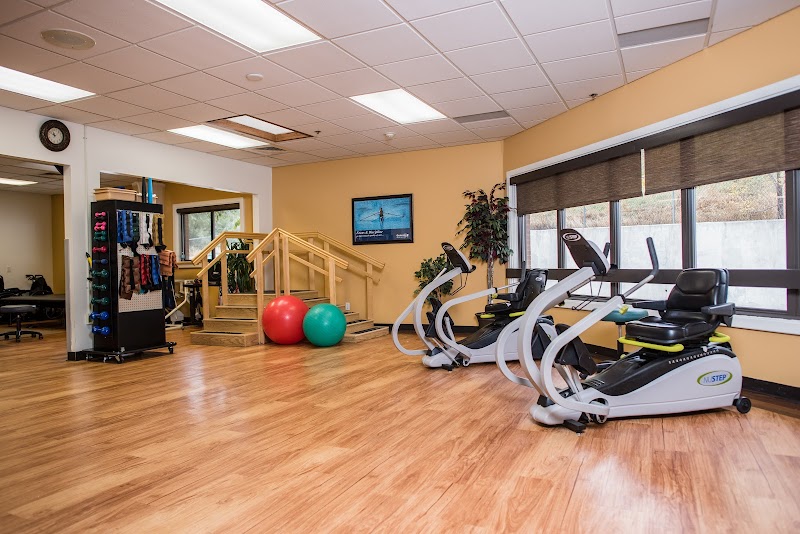 HIGHLINE POST ACUTE nursing home in DENVER, CO - Photo 3 of 5