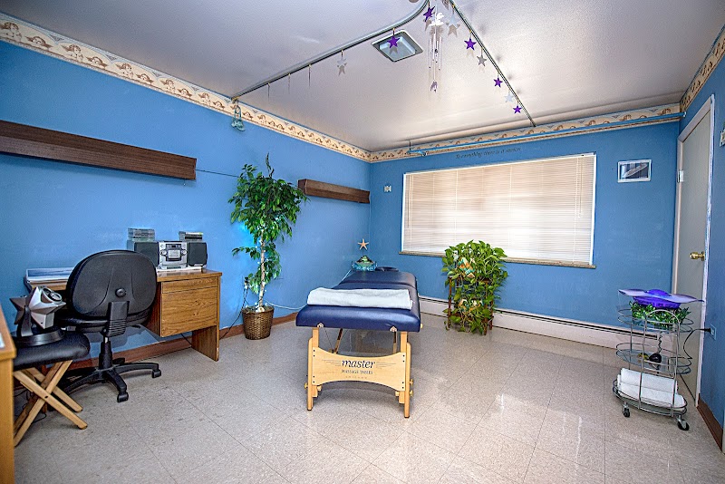 HARMONY POINTE CARE CENTER nursing home in LAKEWOOD, CO - Photo 4 of 5