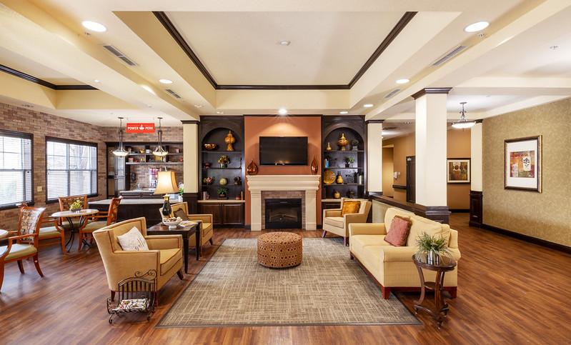LAKEWOOD POST ACUTE AND REHABILITATION nursing home in LAKEWOOD, CO - Photo 3 of 5