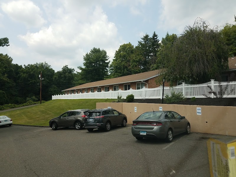 SKYVIEW REHAB AND NURSING nursing home in WALLINGFORD, CT - Photo 3 of 5